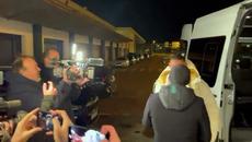 Llegada a Sevilla del fichaje Reine-Adélaïde - Videoclip.bg