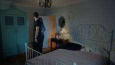 мэри нанесла крем на спину - Мария Турецкий Сериал 71. Серия - Videoclip.bg