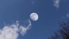 Лунен сблъсък с ракета 2022 Moon Crash - NASA’s Lunar Reconnaissance Orbiter on Feb. 28, 2022 and May 21, 2022 - Videoclip.bg