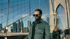 Ηλίας Βρεττός - Σε κάποιο μήνυμα - в някое съобщение - Videoclip.bg