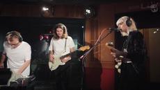 Bec Sandridge covers John Farnham 'You're The Voice' for Like A Version - Videoclip.bg