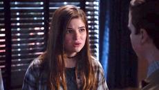 Still Not Laughing on the New Episode of CBS’ Young Sheldon - Videoclip.bg