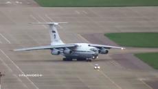 Ил-76 в Сочи взлетел за 20 секунд. Разбег всего ~700 метров - Videoclip.bg