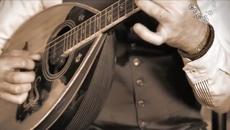 Βασίλης Μπατής - Είμαι καψούρης - влюбен съм - Videoclip.bg