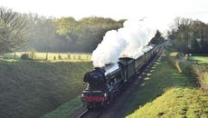 Edinburgh headlines April 10 | Flying Scotsman's centenary tour - Videoclip.bg