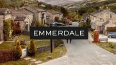Emmerdale Soap Scoop! Charity and Mack's wedding - Videoclip.bg
