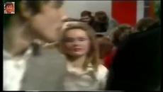 Cindy und Bert – Der Hund von Baskerville (cover by Black Sabbath - Paranoid) - Videoclip.bg