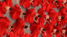 BAILANDO - Video Original - Videoclip.bg