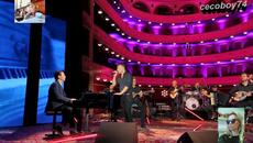 Γιάννης Πλούταρχος - Μια κόκκινη γραμμή - една червена черта - Videoclip.bg