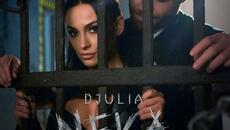 Джулия - Нека (Audio) - Videoclip.bg