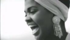 BeBe & CeCe Winans - Addictive Love - Videoclip.bg