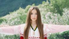 Августа Уляндина и группа _Глянец_ - Я и есть Чувашия - Videoclip.bg