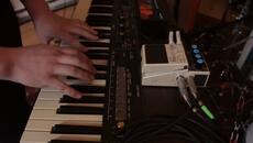 The Physics House Band - "Teratology"  (Small Pond Session) - Videoclip.bg