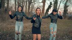 Gipsy Erika - Darmo smutis ( cover ) - Videoclip.bg