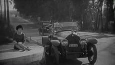 Трябва ли мъжете да се прибират пеша? 1927 - Videoclip.bg