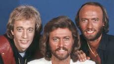 Bee Gees - Alone - BG субтитри - Videoclip.bg
