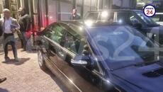 Само в News24sofia.eu! Вижте как Ахмет Доган втори ден илиза с охрана от централата на ДПС в София - Videoclip.bg