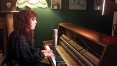 The Scotsman Sessions #422: Emily Scott-Moncrieff - Videoclip.bg