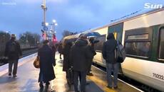 Storm Conall HITS with Brits blasted by two weeks’ rain in a day, danger warnings & travel chaos - Videoclip.bg