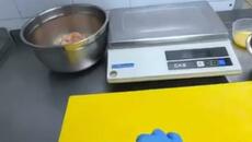 Рецепт запеченной курочки с шампиньонами! Рецепт с грамоткой в тг: swamidanya #рецепт #курица #еда - Videoclip.bg