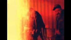 Larcenia Roe  - Lip Split (Official Video) - Videoclip.bg