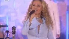 Деси Добрева (2003) - Песен за червената шапчица - Videoclip.bg