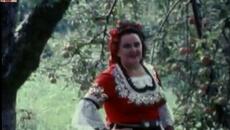 Надка Караджова - Цоне ле, ситна росица - Videoclip.bg