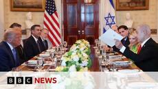 Israel-Gaza ceasefire talks 'going well', says US President Donald Trump | BBC News - Videoclip.bg