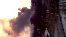 Взривове в Украйна! Кривой Рог (20.03.2014) Горит танк / Горящият танк - Videoclip.bg