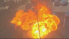 Enormous Explosion Shakes Onlookers in DC - Videoclip.bg