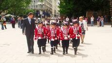 •♫•♬• В детската градина „Мая“ /детска песничка, 96 BPM | Official MV #детски #fifin07 - Videoclip.bg