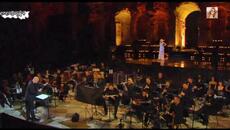 Νατάσα Θεοδωρίδου - Στα λιμάνια ανάψανε φωτιές - в пристанищата разпалиха огньове - Videoclip.bg