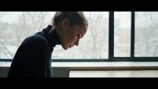 Nikos Sgouros - Me Enan Allo - Official Music Video - Videoclip.bg