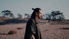 музика Ummet Ozcan -  Kayra (Official Music Video) - Videoclip.bg