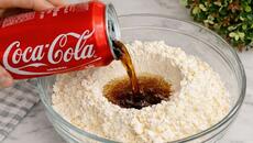 Meine Großmutter hat mir das beigebracht! Gib einfach Coca-Cola ins Mehl! - Videoclip.bg