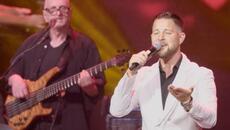 HALID MUSLIMOVIĆ I BENJAMIN KLIČIĆ - SAMO TI MOŽEŠ SLOMITI MI SRCE - LIVE - (12.11.25. SAVA CENTAR) - Videoclip.bg