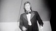 Robin Jolley (1971) - Marshalls Portable Music Machine - Videoclip.bg