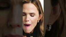 Jennifer Garner Gets EXCITED About Cadbury's Chocolate | LADbible Entertainment - Videoclip.bg