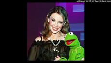Kylie Minogue - Can't Get You Out Of My Head (rare radio recut) [2001] - Videoclip.bg