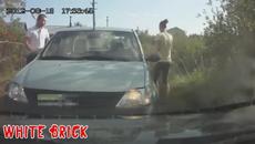 Смях!!пазете Се , Жени Зад Волана 1 Част - Смешна Компилация - Жени Зад Волана - Videoclip.bg