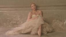 Премиера/ Shakira - Empire _ (2014 Music Video)_(720p) - Videoclip.bg