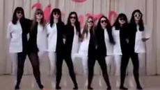 Най-странният танц - Videoclip.bg