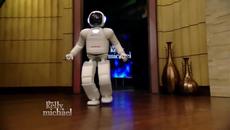 Роботът Asimo на живо в тв шоу - Videoclip.bg