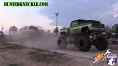 Singer Slinger Vs. Super Duty Tug Of War - Videoclip.bg