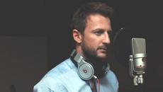 Kostas Karafotis - Mi guriseis - Videoclip.bg