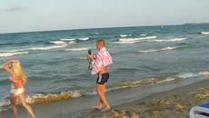 На плажа в Слънчев бряг - За Конкурса Pharrell Williams - Happy day 2014 Bulgaria Sunny Beach - Videoclip.bg