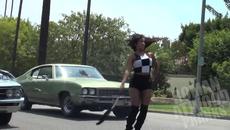 Щура шега ... Надпреварване с коли на улицата | Roman Atwood Pranks - Videoclip.bg
