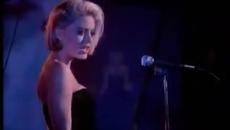 Eight Wonder - When The Phone stops ringing - Videoclip.bg