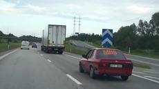 Агресивно дрифтиране по улиците с Bmw Е30! - Videoclip.bg