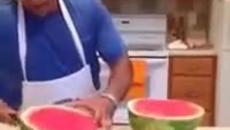 Интересен начин за рязане на диня! - Videoclip.bg